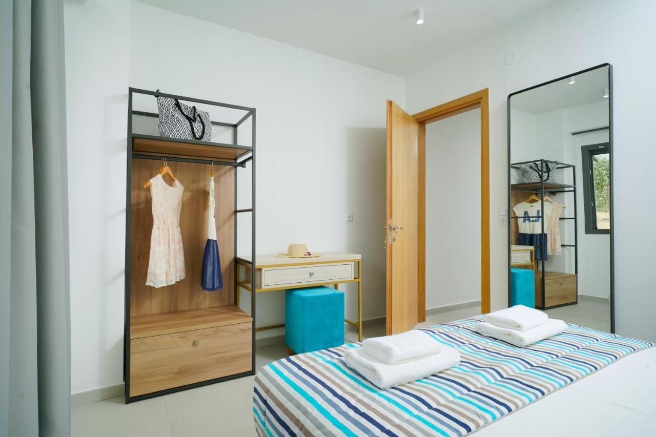 Miracle Suites By Klisma Beach Skala Kallirachis Exterior foto